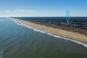 Absolute Beach 4bedrooms-3bath steps to beach